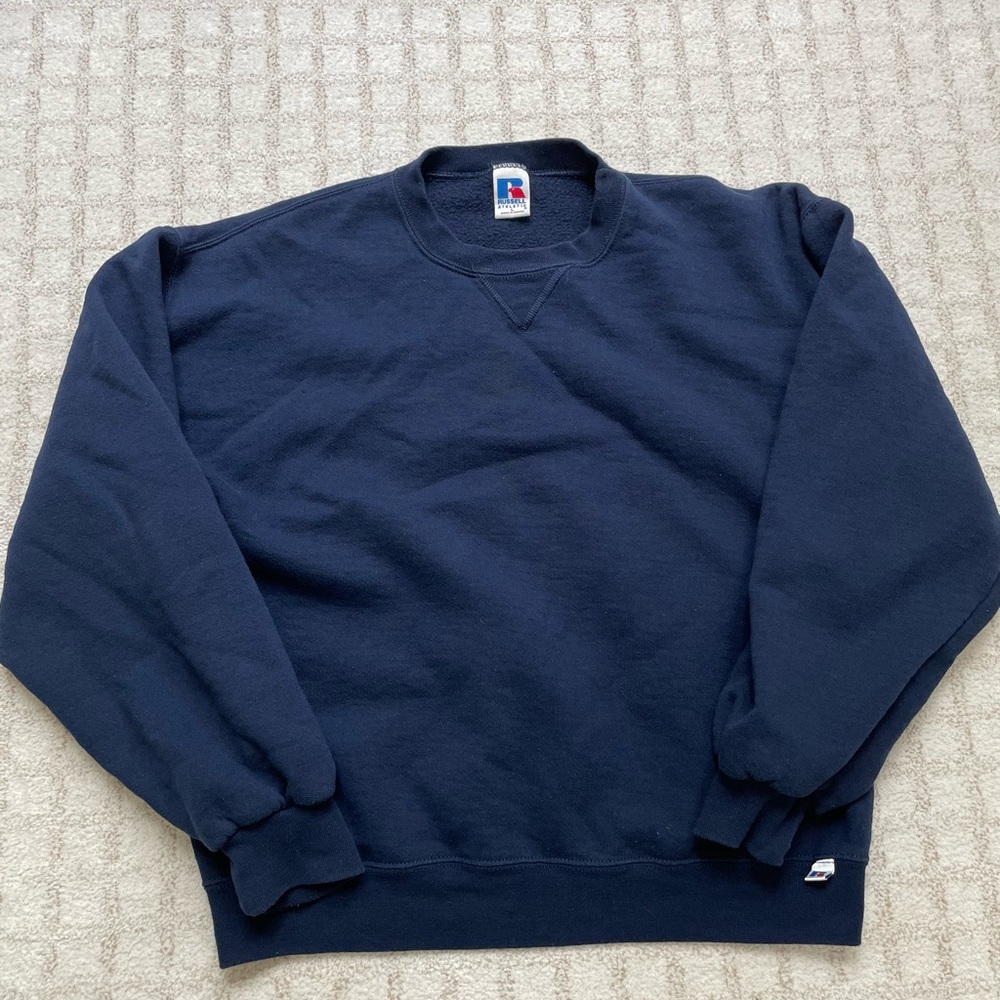 Early 2000’s Vintage Russell Athletic Crewneck.
